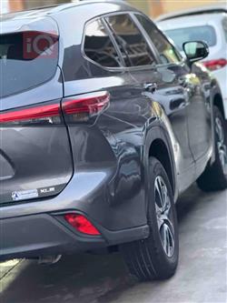 تۆیۆتا هایلاندەر